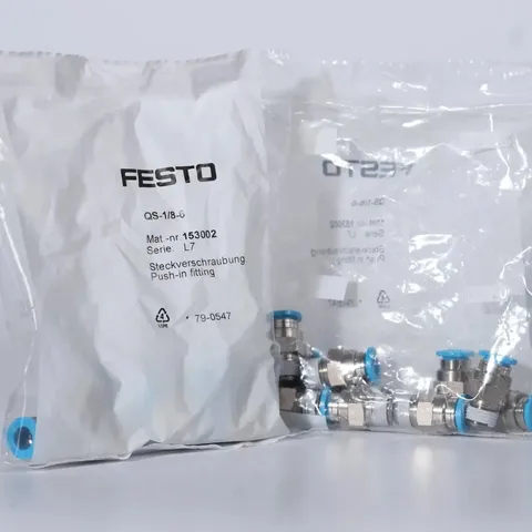 FESTO QS-1/8-6 Push-in fltting 153002