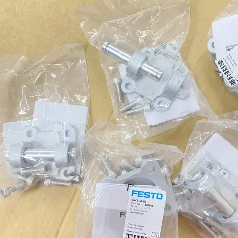 FESTO SNCB-40-R3 Swivel flange 176945